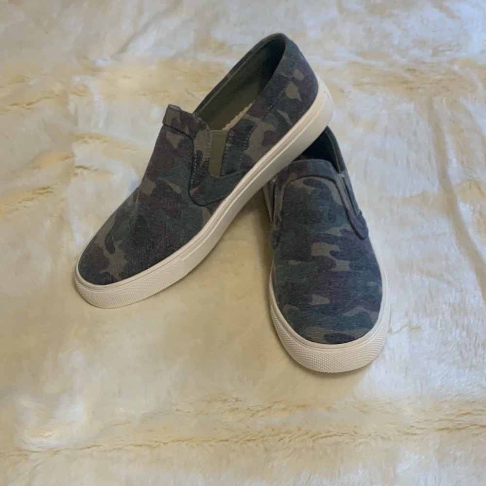 Boutique bycorkys sneakers